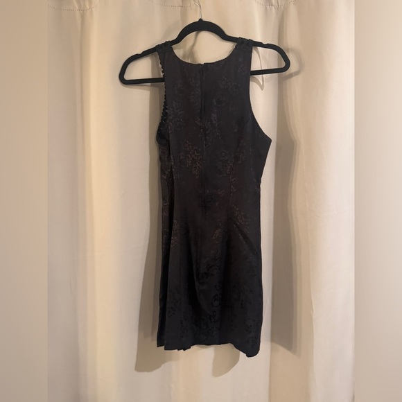 Knapp Studio Elegant Black Lace Dress - Picture 3 of 7